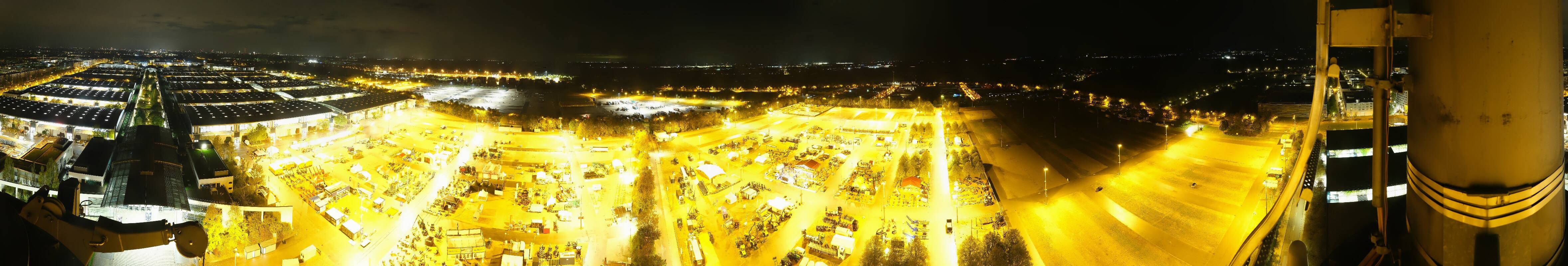 Archived image Webcam Munich: Messe München Riem