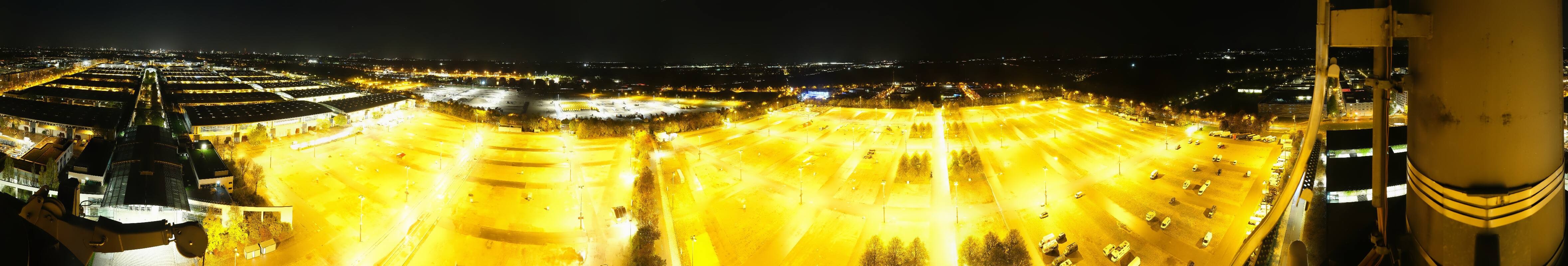 Archiv Foto Webcam München: Messeturm Riem (Messestadt Ost)