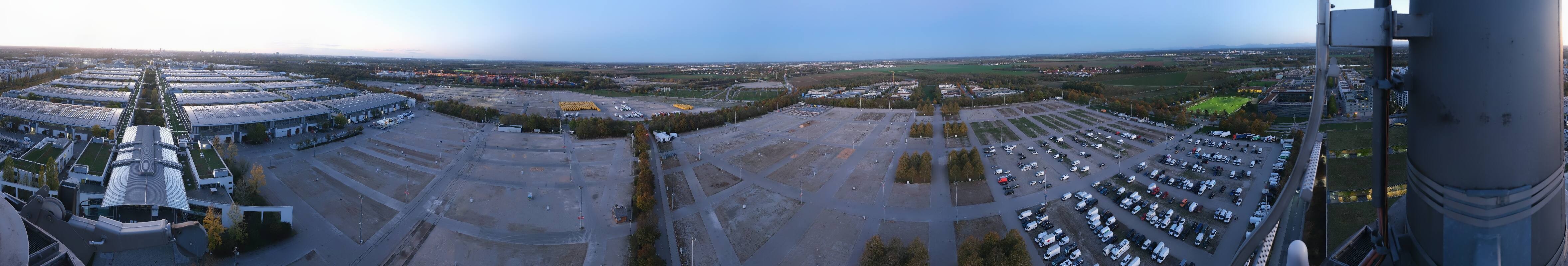 Archiv Foto Webcam München: Messeturm Riem (Messestadt Ost)