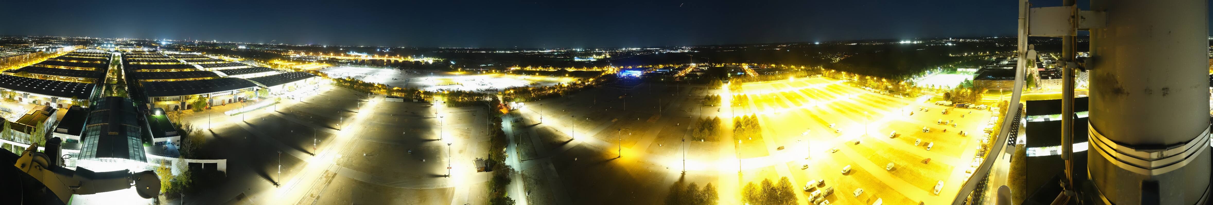 Archiv Foto Webcam München: Messeturm Riem (Messestadt Ost)