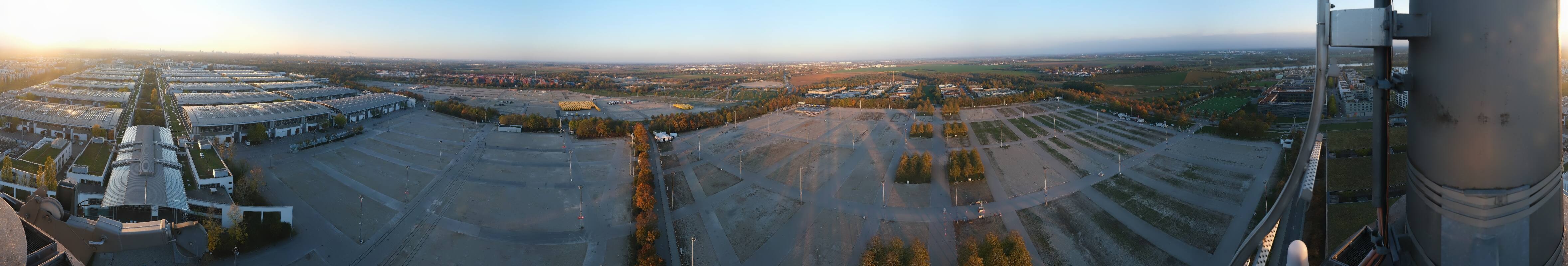 Archiv Foto Webcam München: Messeturm Riem (Messestadt Ost)