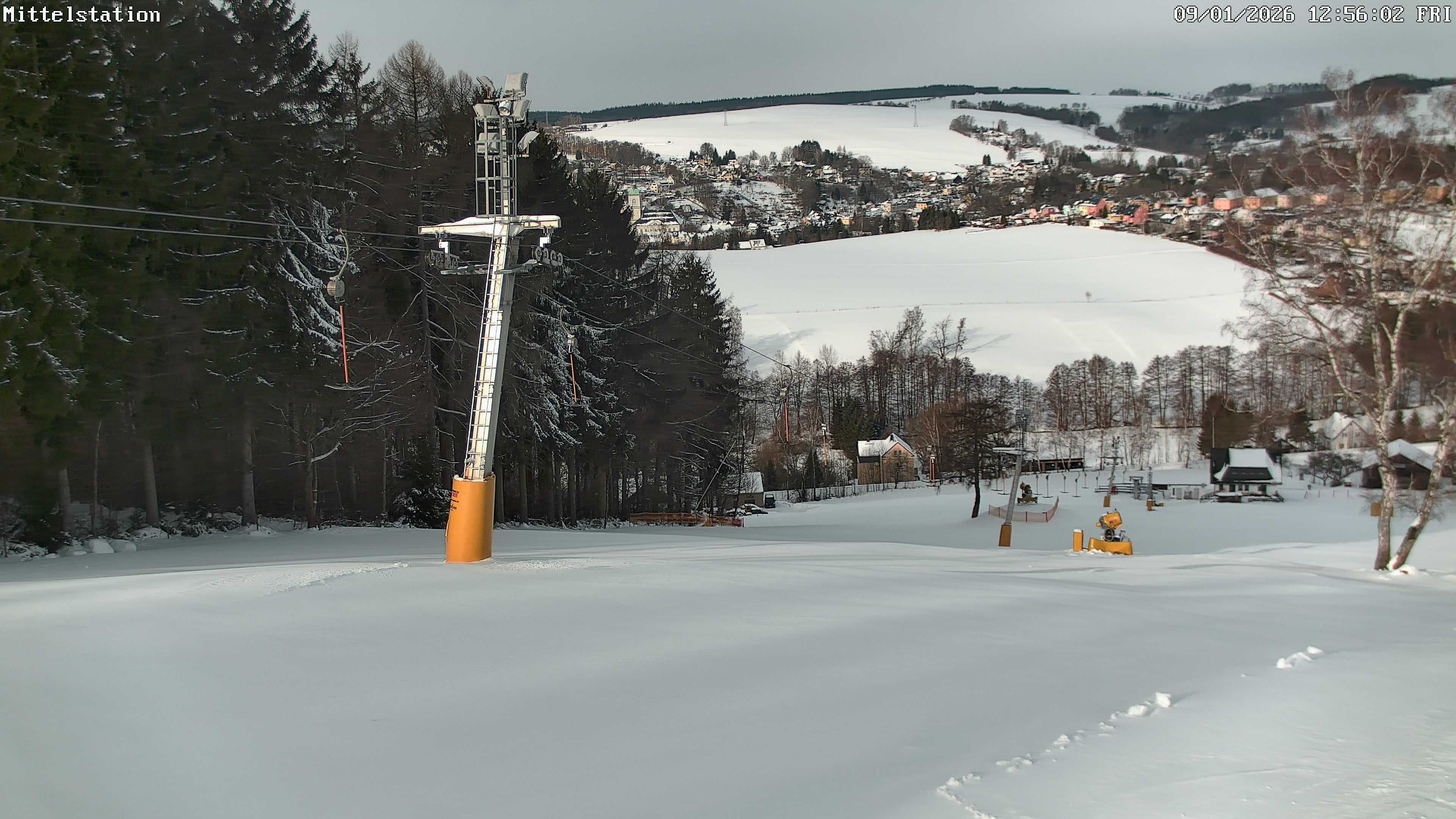 Archiv Foto Webcam Lössnitz: Skilift Mittelstation
