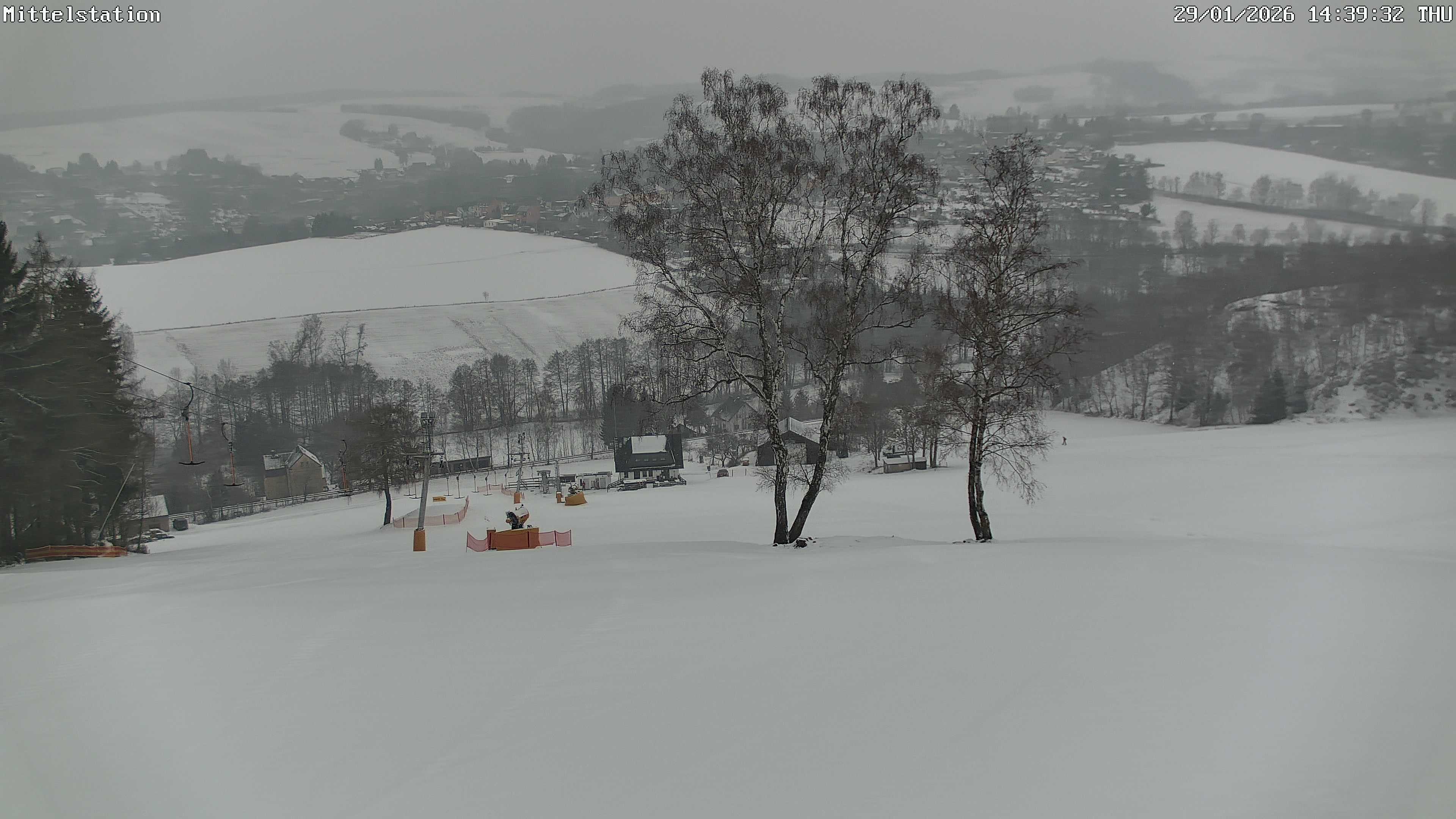 Archiv Foto Webcam Lössnitz: Skilift Mittelstation
