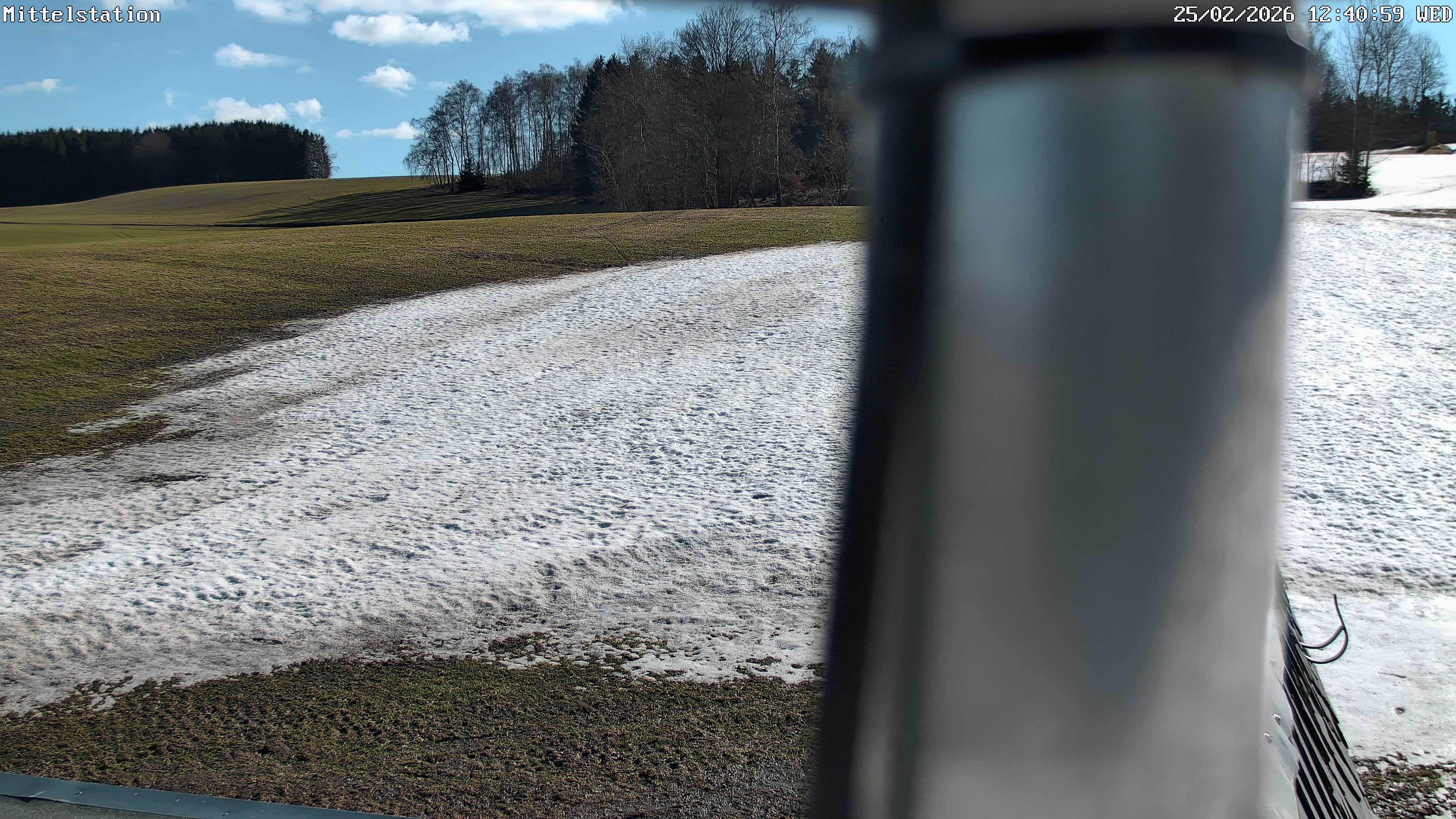 Archiv Foto Webcam Lössnitz: Skilift Mittelstation