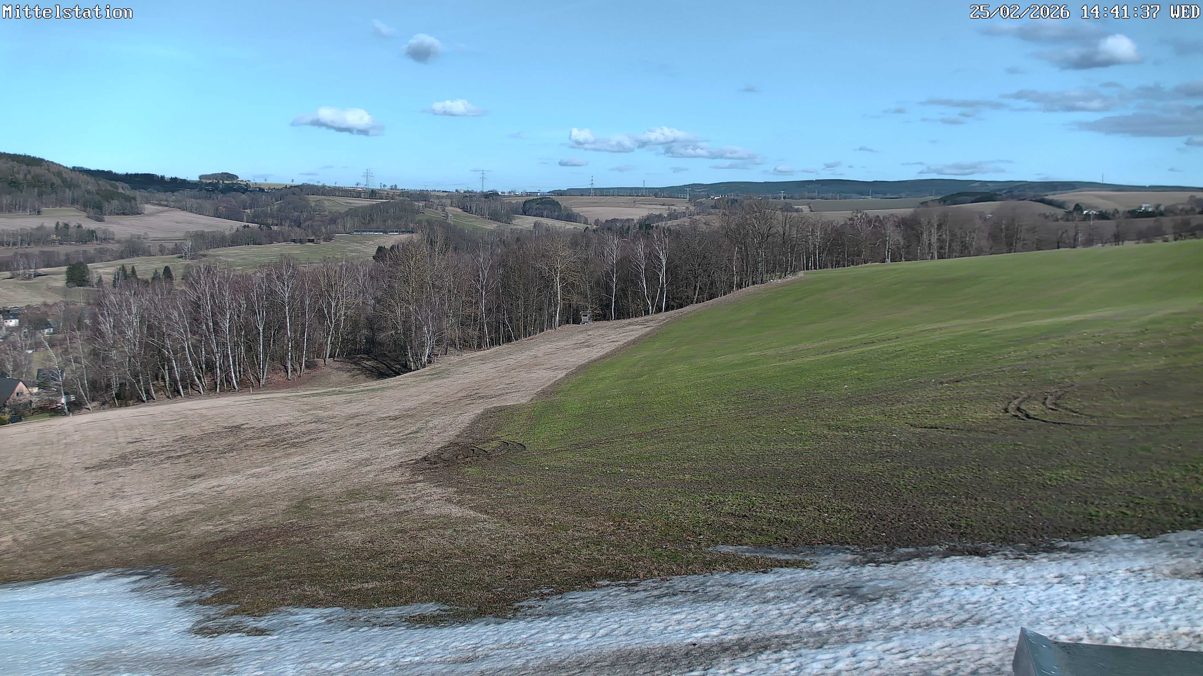 Archiv Foto Webcam Lössnitz: Skilift Mittelstation