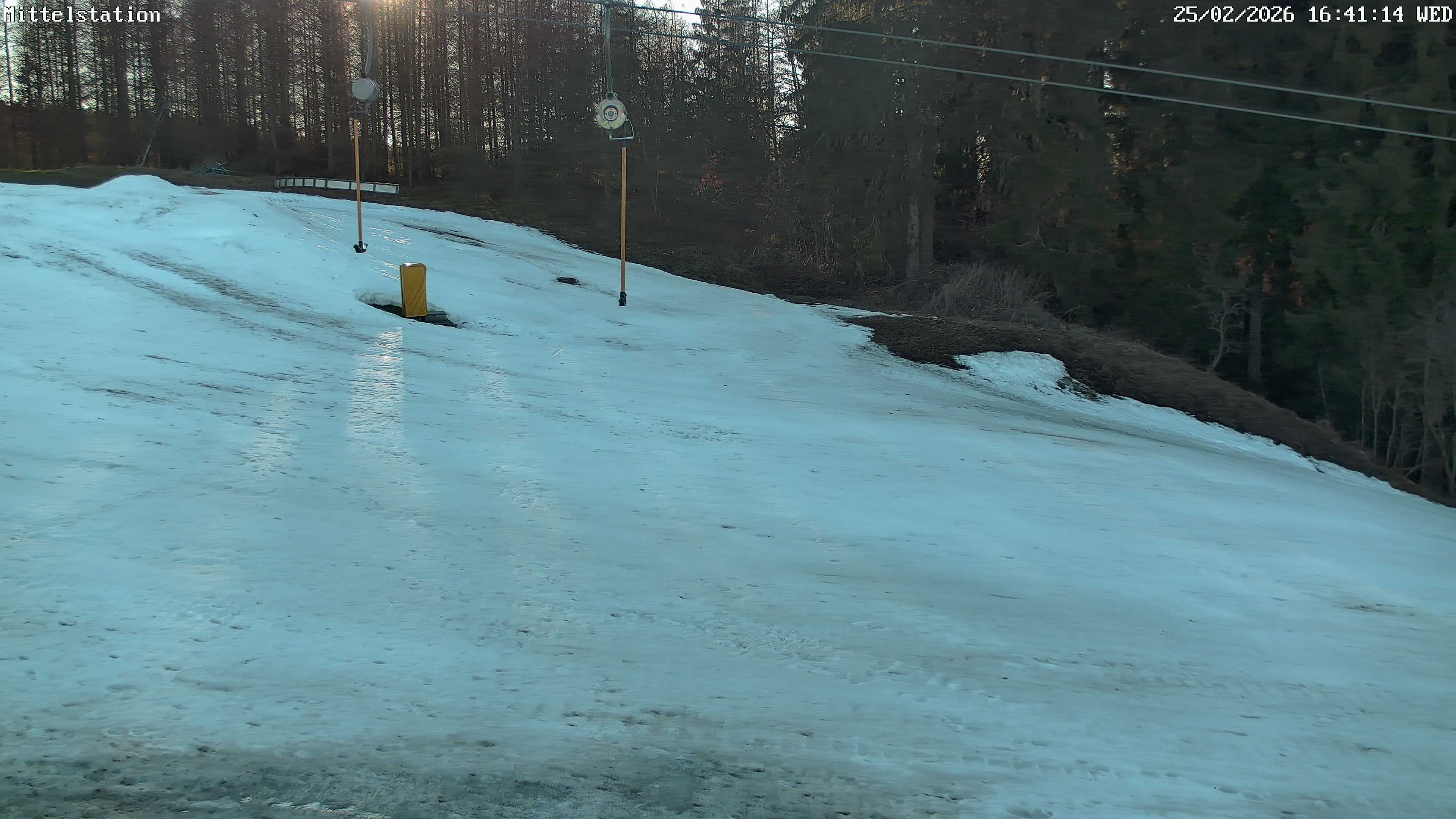 Archiv Foto Webcam Lössnitz: Skilift Mittelstation