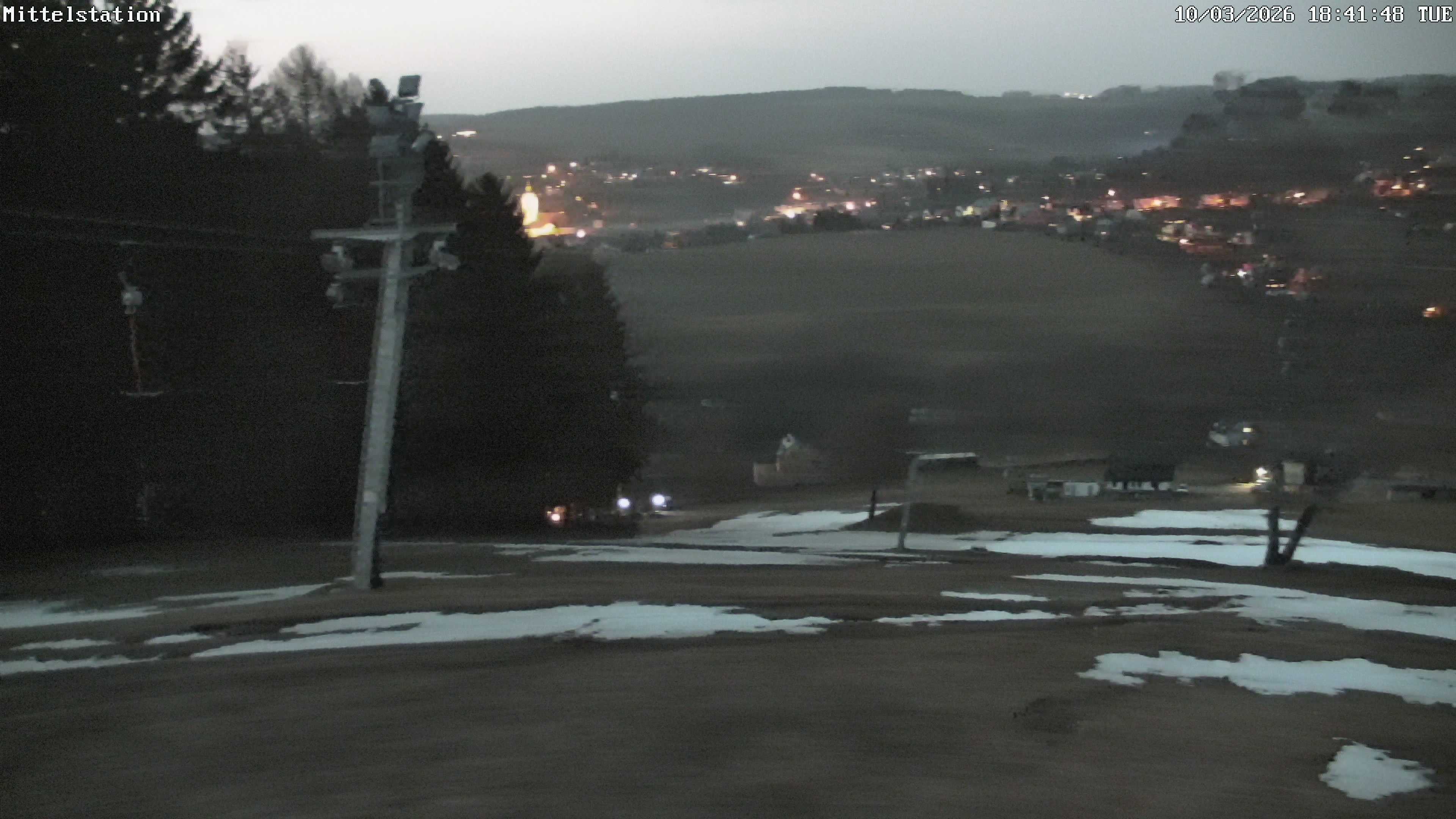 Archiv Foto Webcam Lössnitz: Skilift Mittelstation