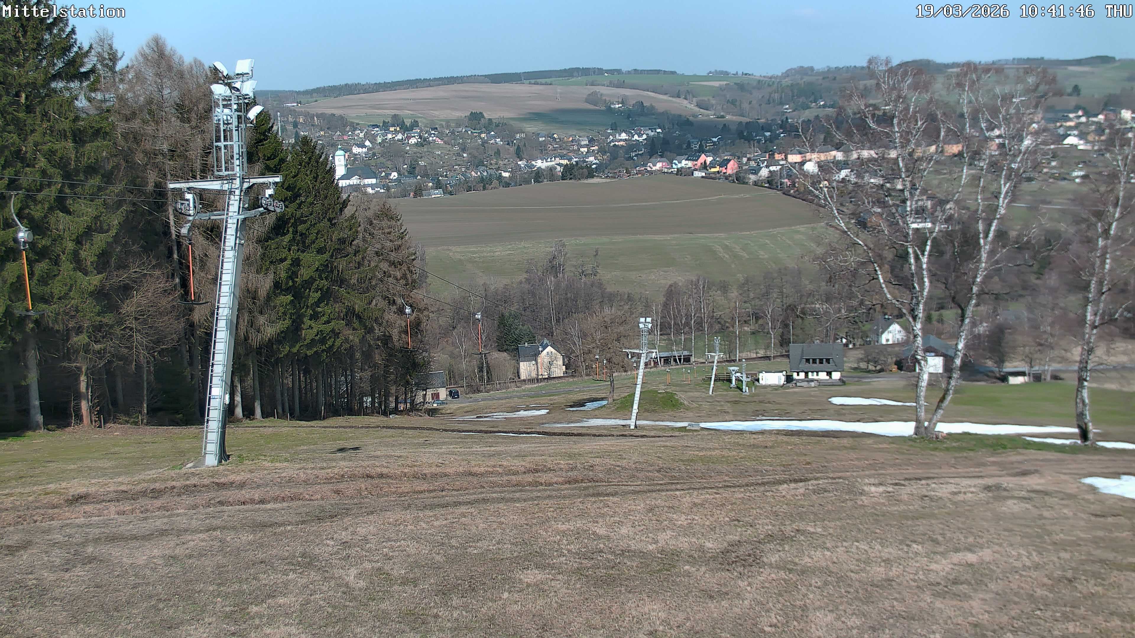 Archiv Foto Webcam Lössnitz: Skilift Mittelstation