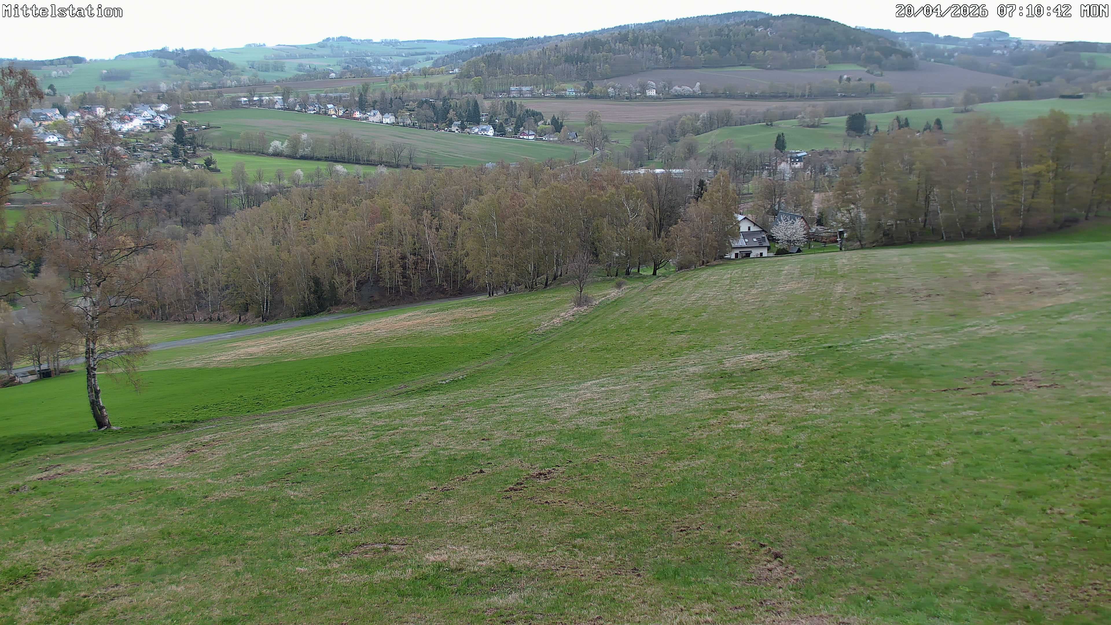 Archiv Foto Webcam Lössnitz: Skilift Mittelstation