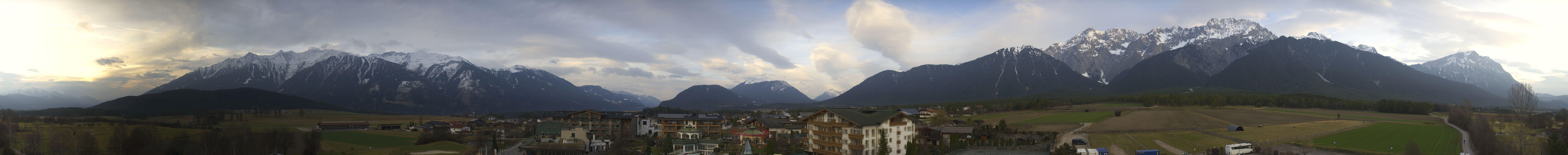 Archived image Webcam Alpenresort Schwarz at Mieming Plateau