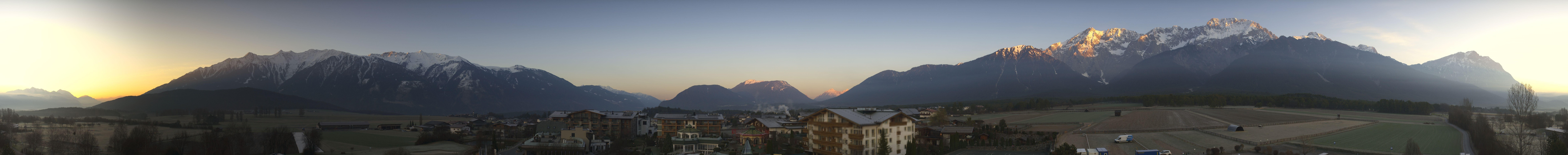 Archived image Webcam Alpenresort Schwarz at Mieming Plateau