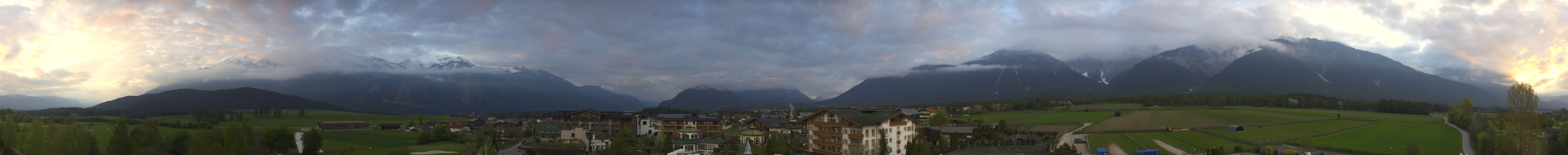 Archived image Webcam Alpenresort Schwarz at Mieming Plateau