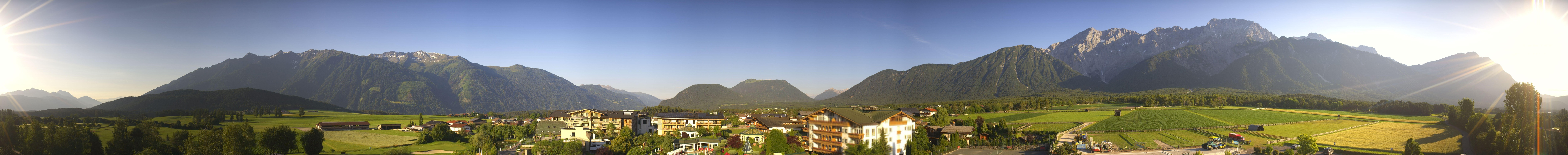 Archived image Webcam Alpenresort Schwarz at Mieming Plateau