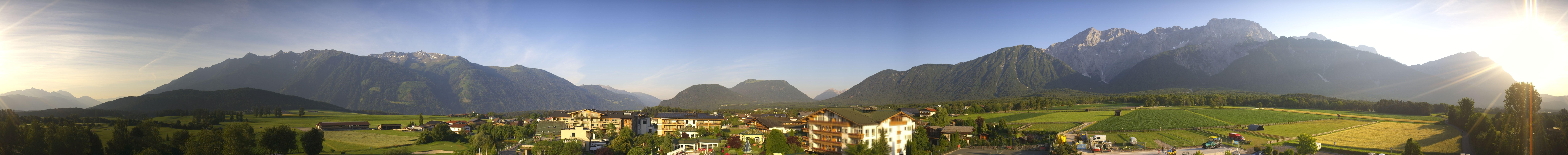Archived image Webcam Alpenresort Schwarz at Mieming Plateau