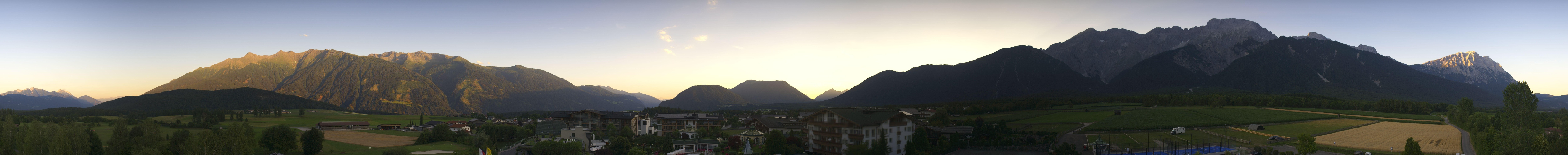 Archived image Webcam Alpenresort Schwarz at Mieming Plateau