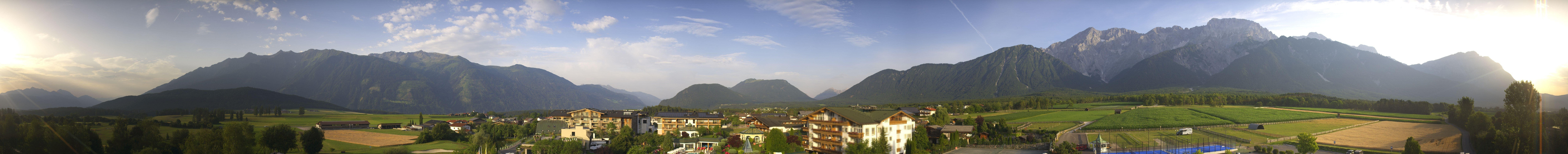 Archived image Webcam Alpenresort Schwarz at Mieming Plateau