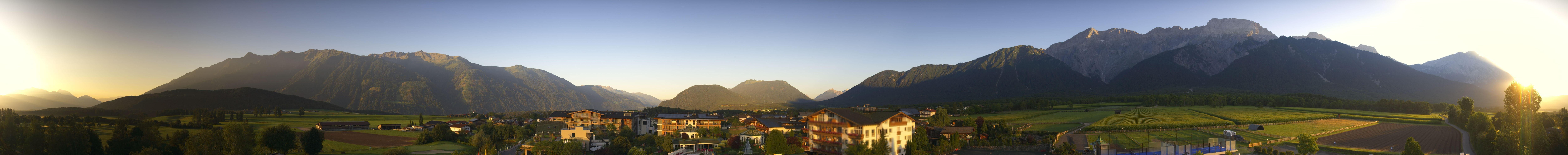 Archiv Foto Webcam Alpenresort Schwarz: Mieminger Plateau
