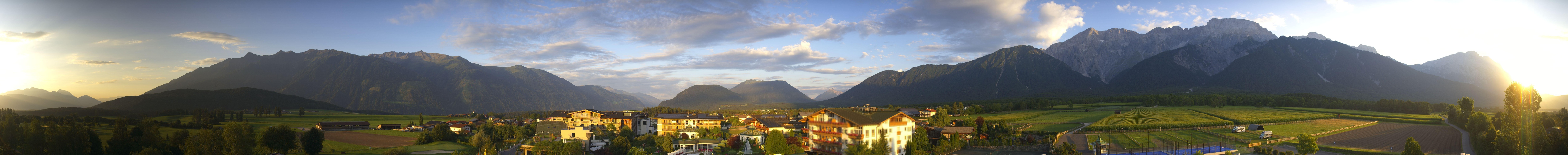 Archiv Foto Webcam Alpenresort Schwarz: Mieminger Plateau