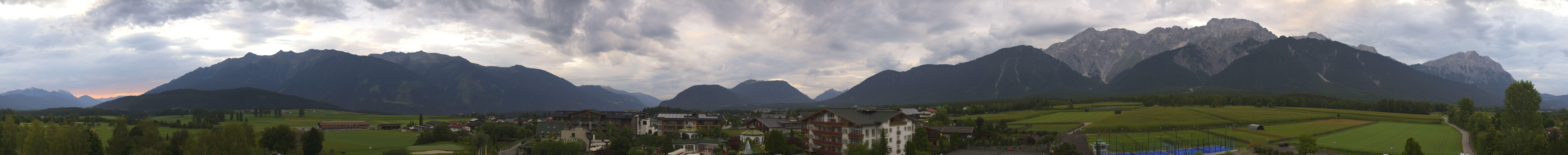 Archived image Webcam Alpenresort Schwarz at Mieming Plateau