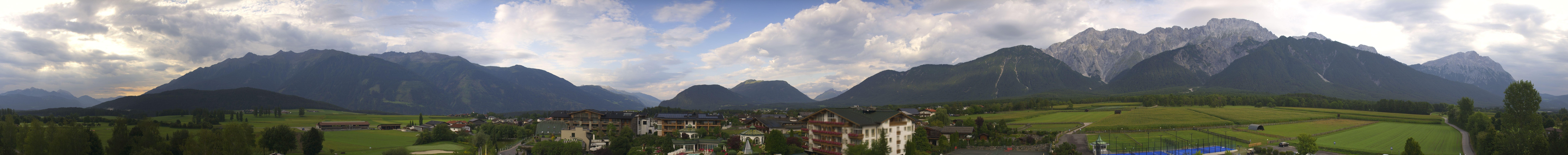 Archived image Webcam Alpenresort Schwarz at Mieming Plateau