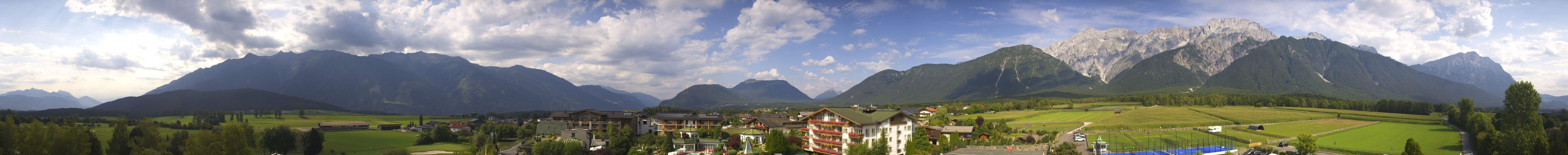 Archived image Webcam Alpenresort Schwarz at Mieming Plateau