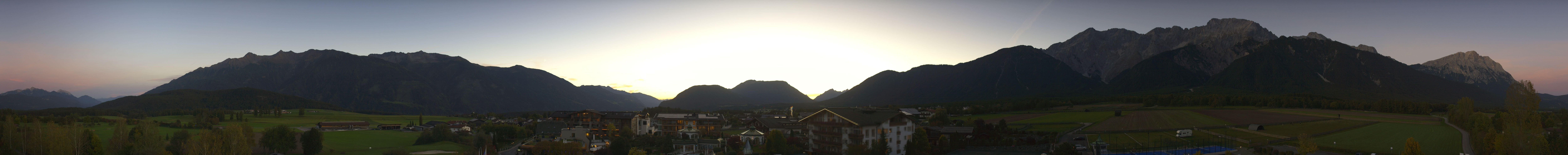 Archived image Webcam Alpenresort Schwarz at Mieming Plateau