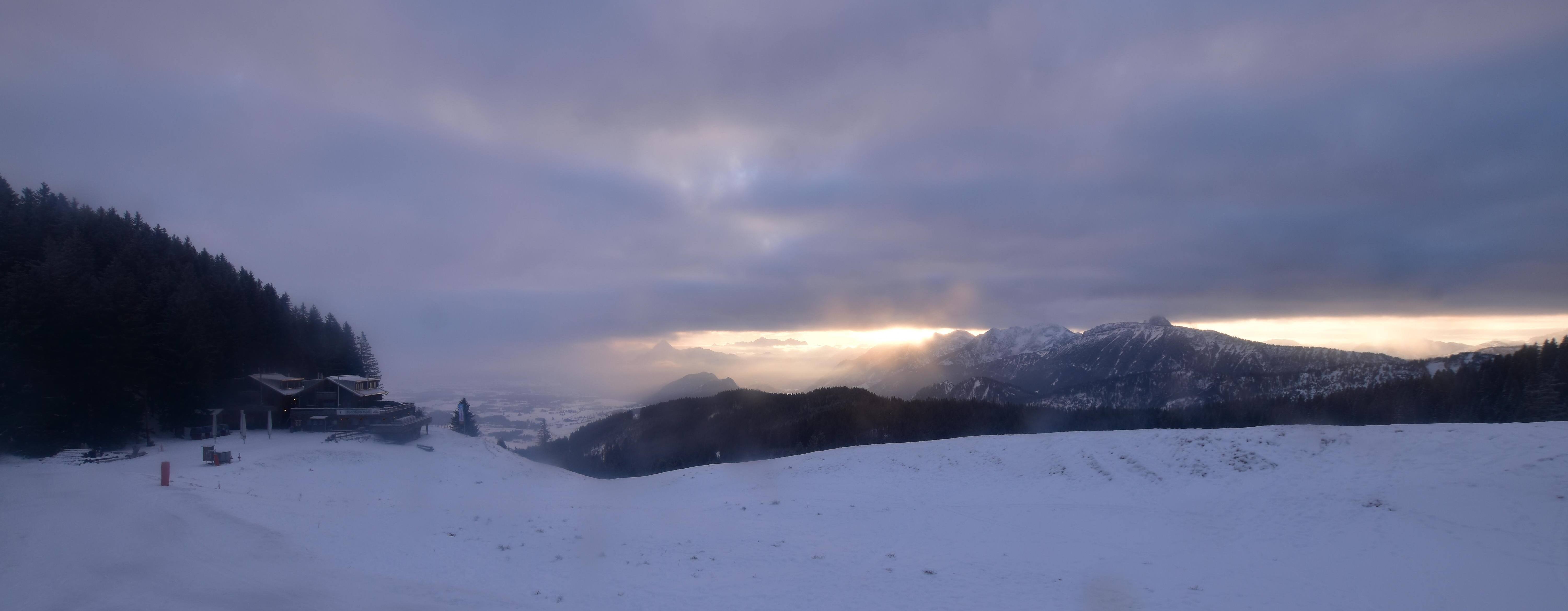 Archiv Foto Webcam Alpspitzbahn Nesselwang: Sportheim Böck