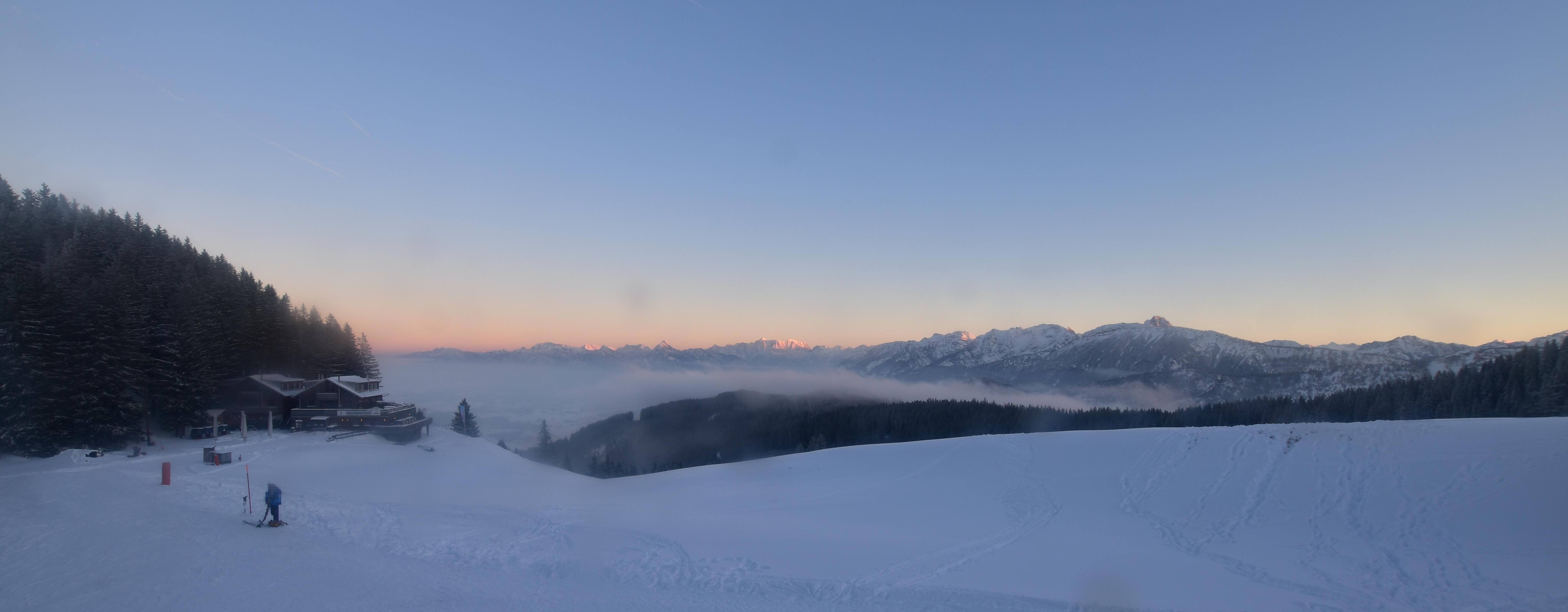 Archiv Foto Webcam Alpspitzbahn Nesselwang: Sportheim Böck