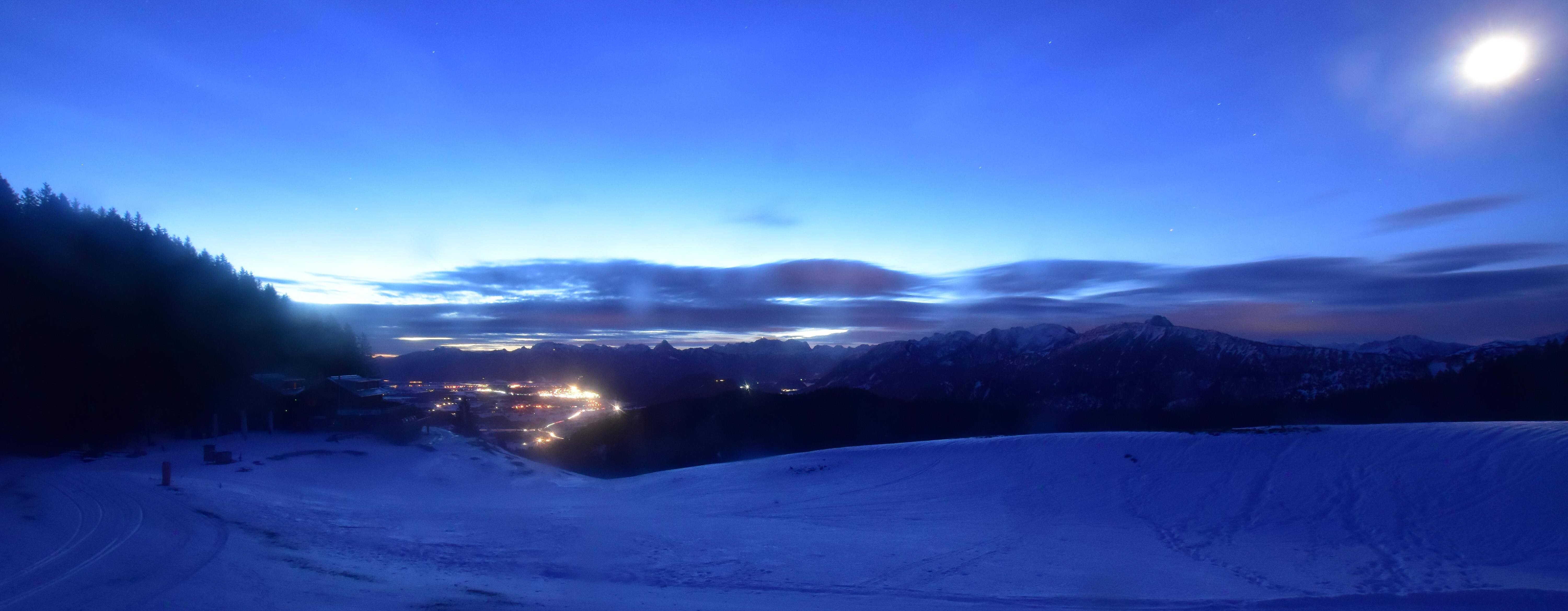 Archiv Foto Webcam Alpspitzbahn Nesselwang: Sportheim Böck