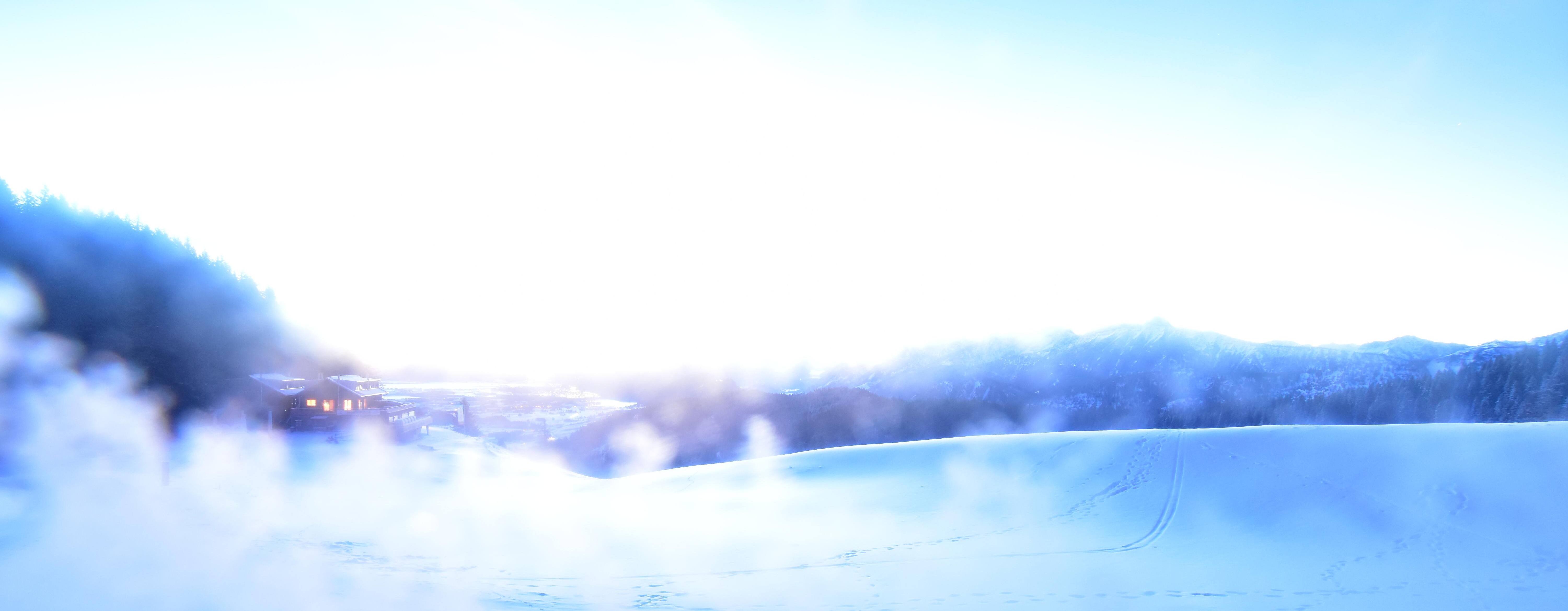 Archived image Webcam Alpspitzbahn Nesselwang: Sports Club Böck