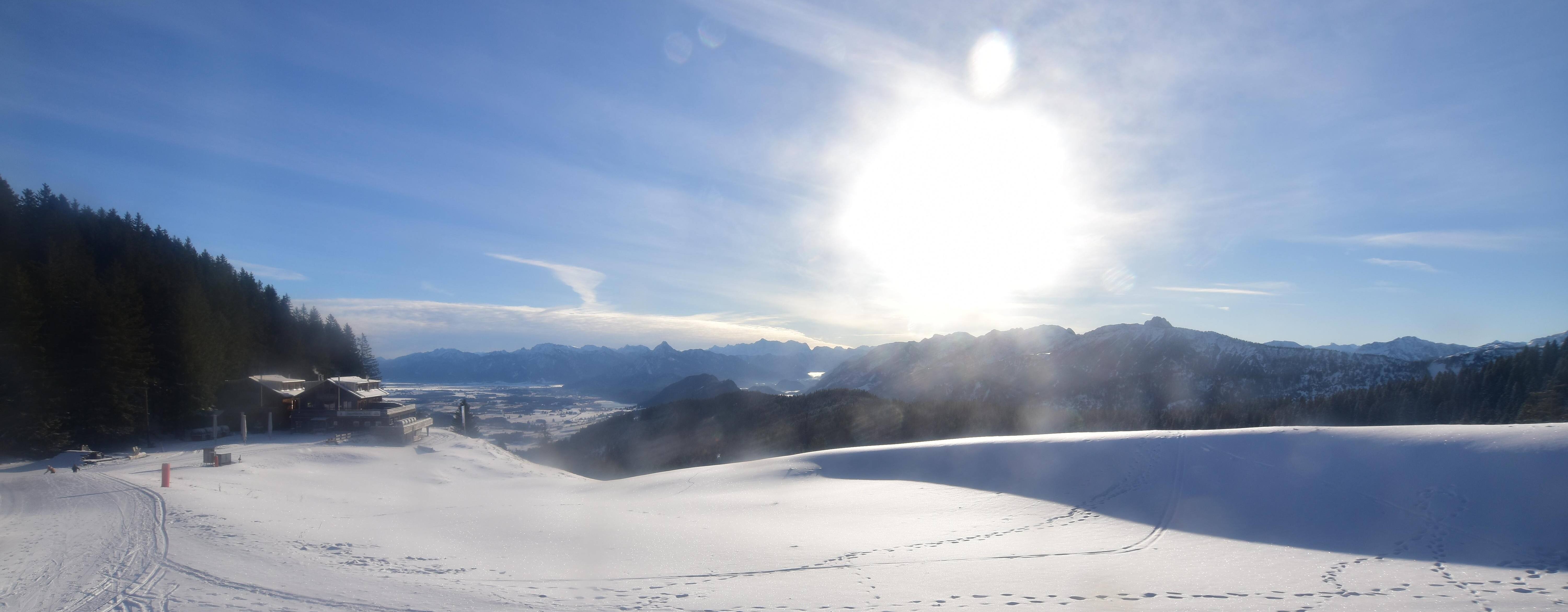 Archiv Foto Webcam Alpspitzbahn Nesselwang: Sportheim Böck
