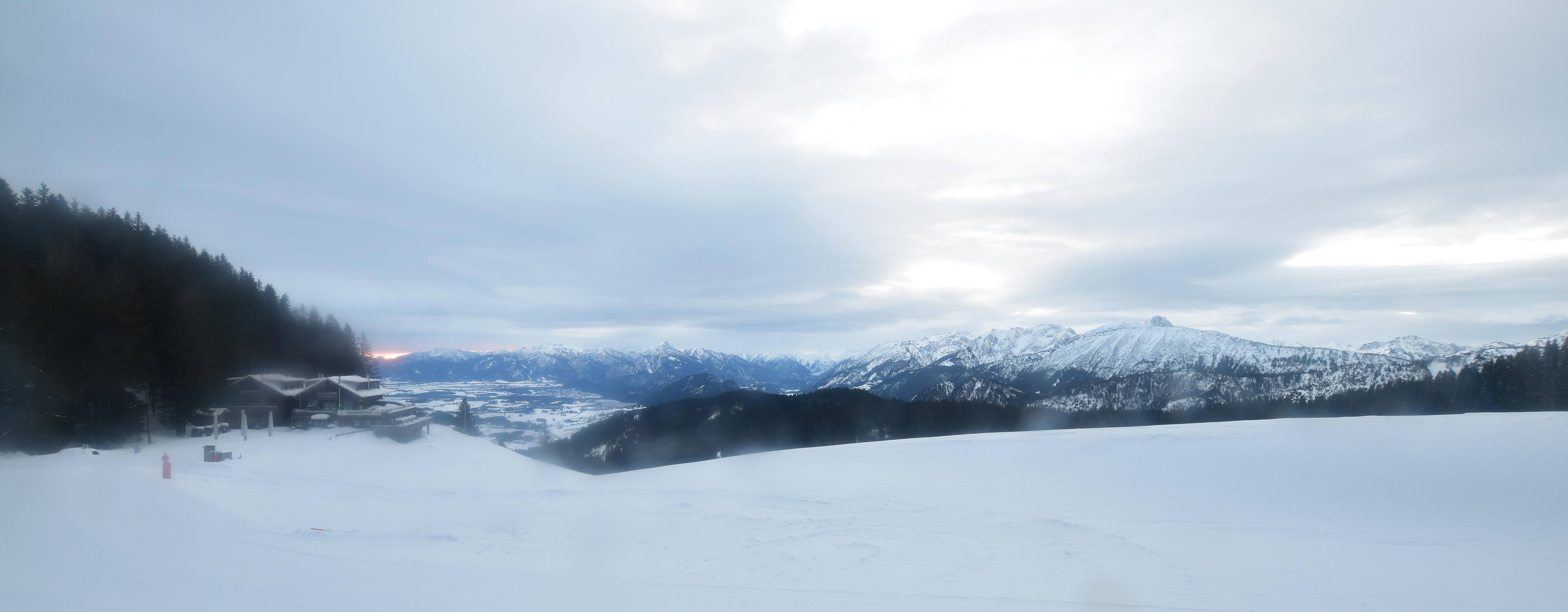 Archiv Foto Webcam Alpspitzbahn Nesselwang: Sportheim Böck