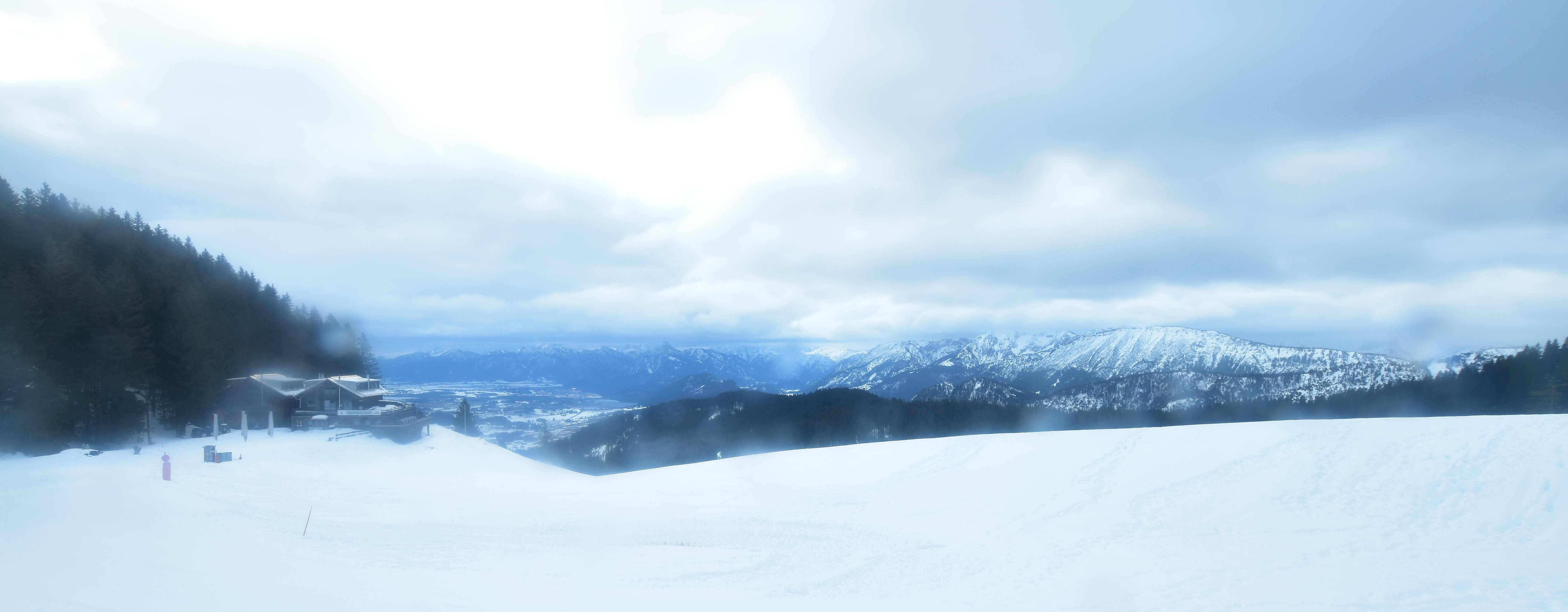 Archiv Foto Webcam Alpspitzbahn Nesselwang: Sportheim Böck