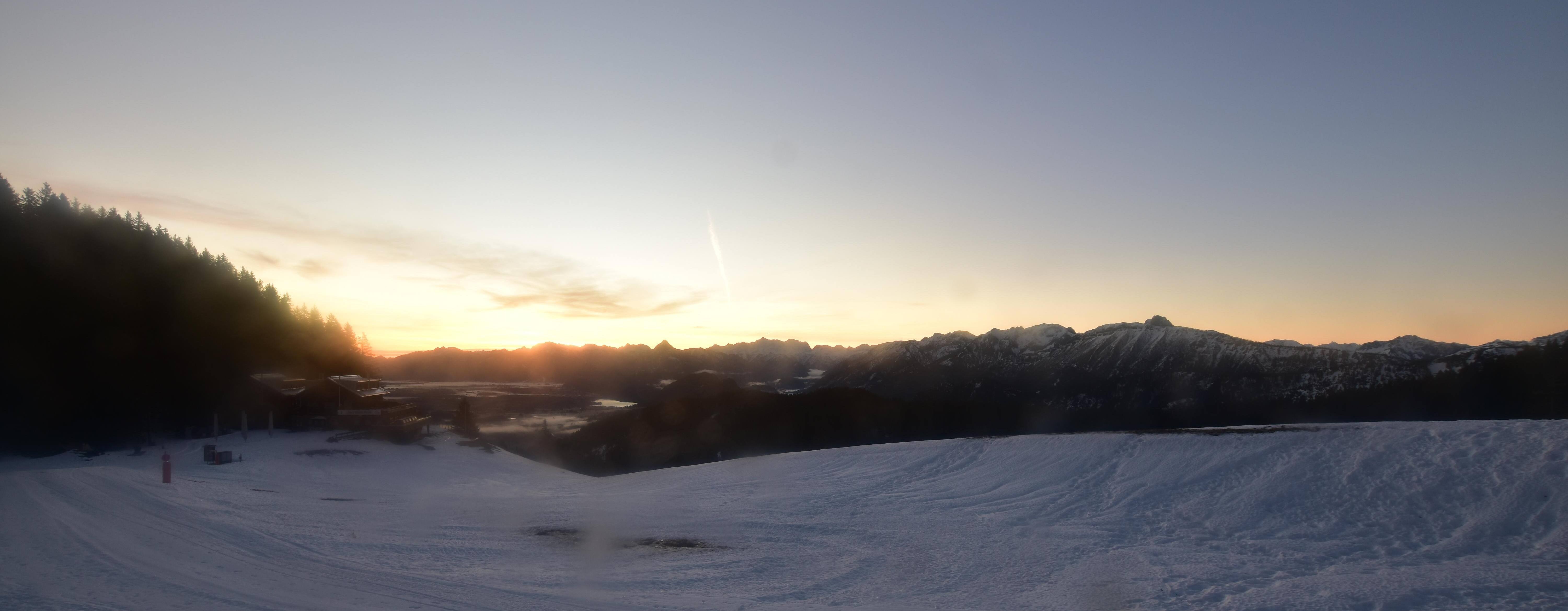 Archiv Foto Webcam Alpspitzbahn Nesselwang: Sportheim Böck