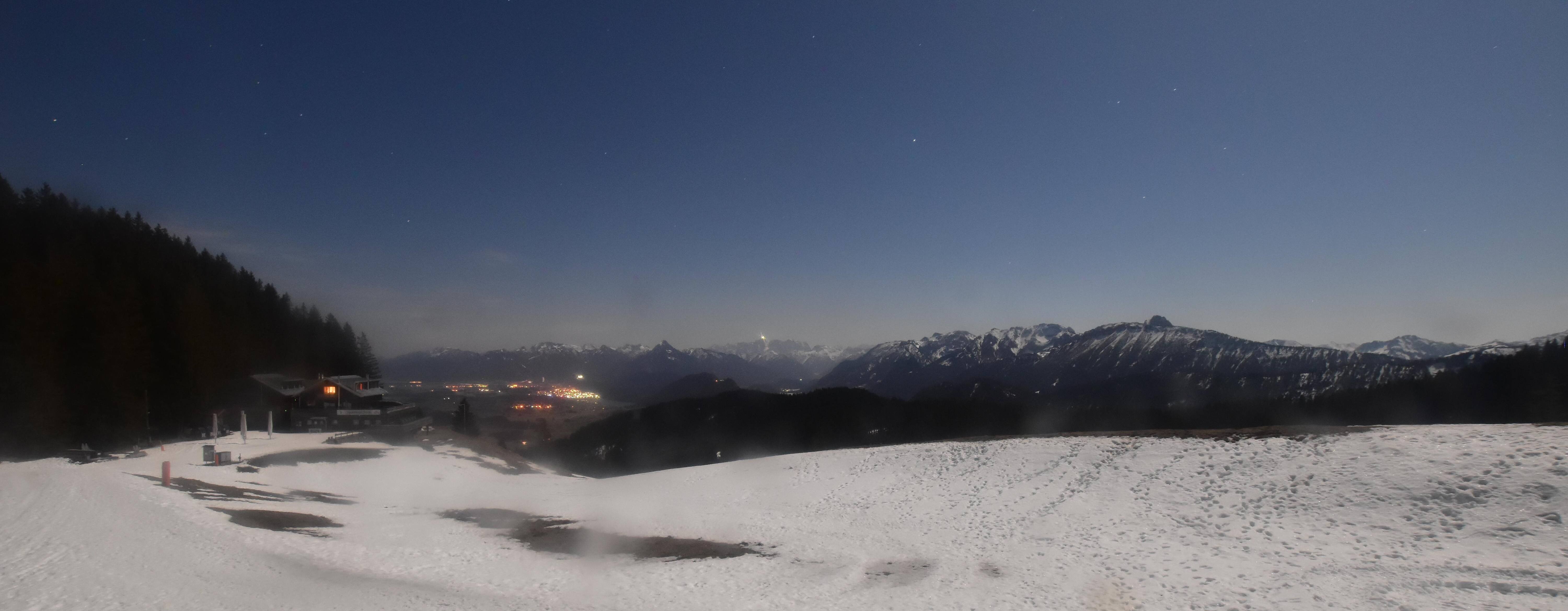 Archiv Foto Webcam Alpspitzbahn Nesselwang: Sportheim Böck