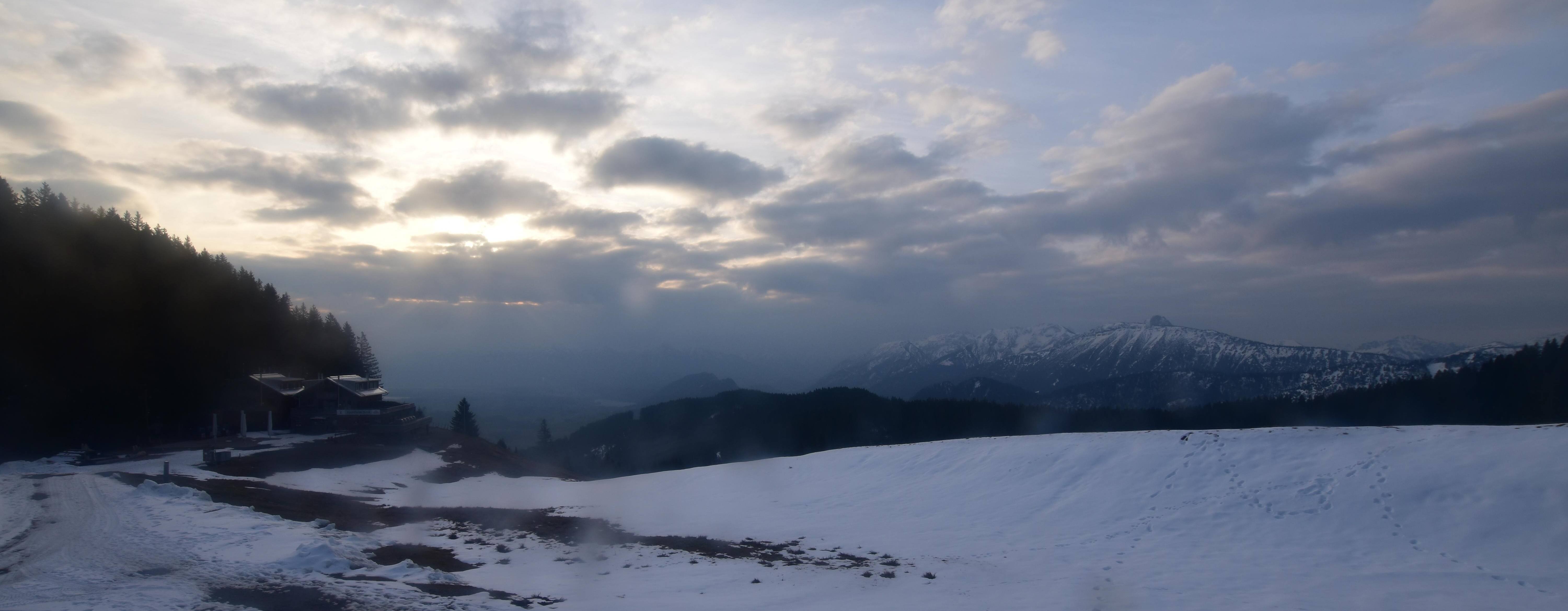 Archived image Webcam Alpspitzbahn Nesselwang: Sports Club Böck