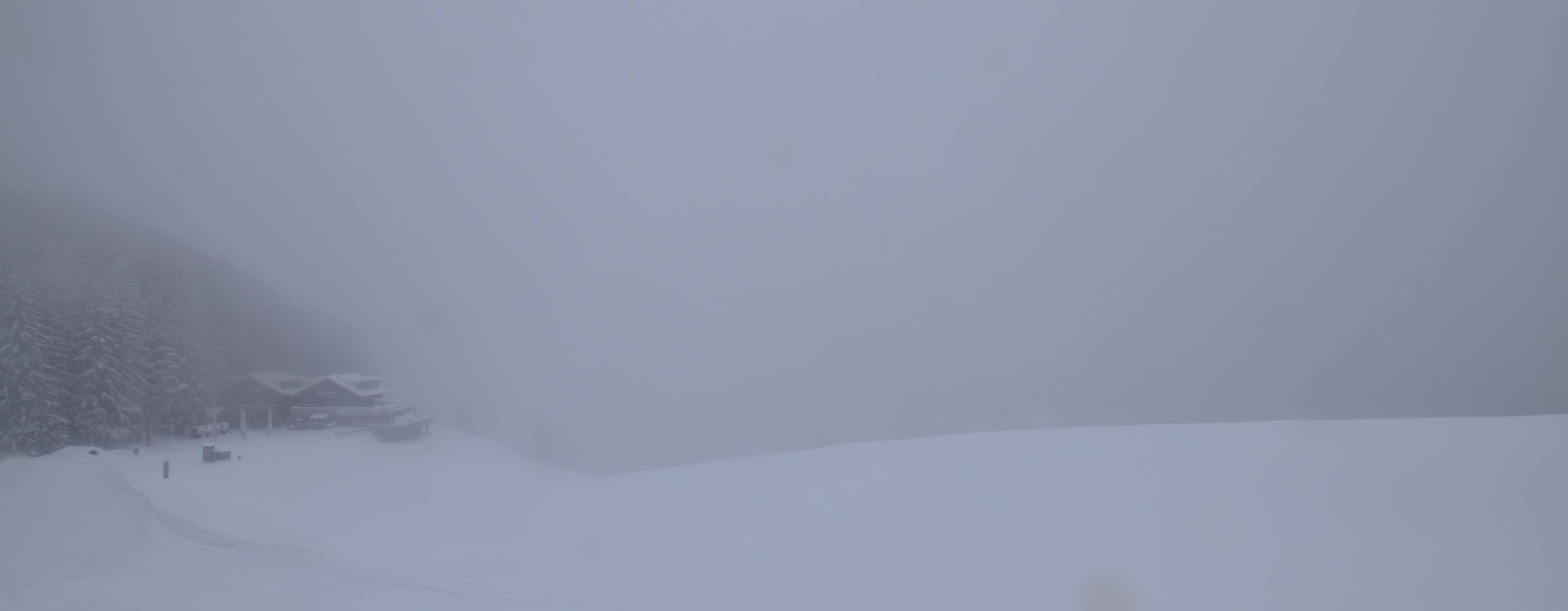 Archived image Webcam Alpspitzbahn Nesselwang: Sports Club Böck