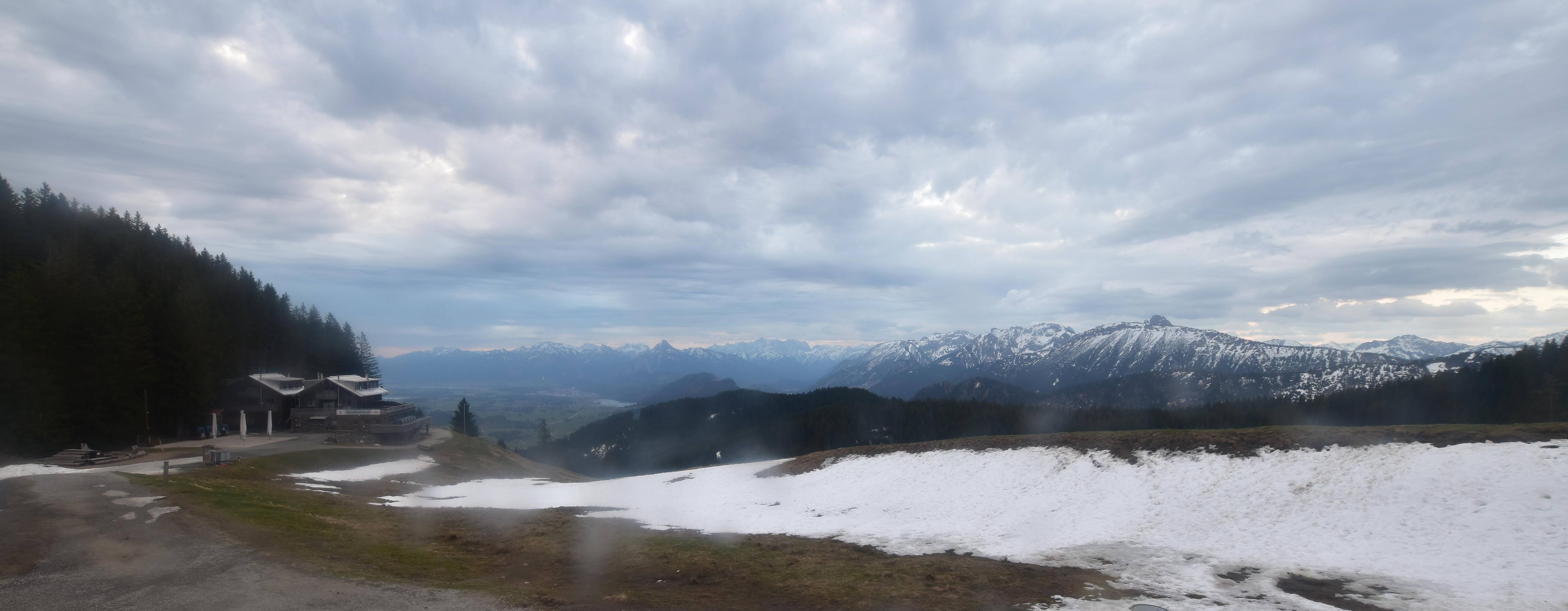 Archived image Webcam Alpspitzbahn Nesselwang: Sports Club Böck