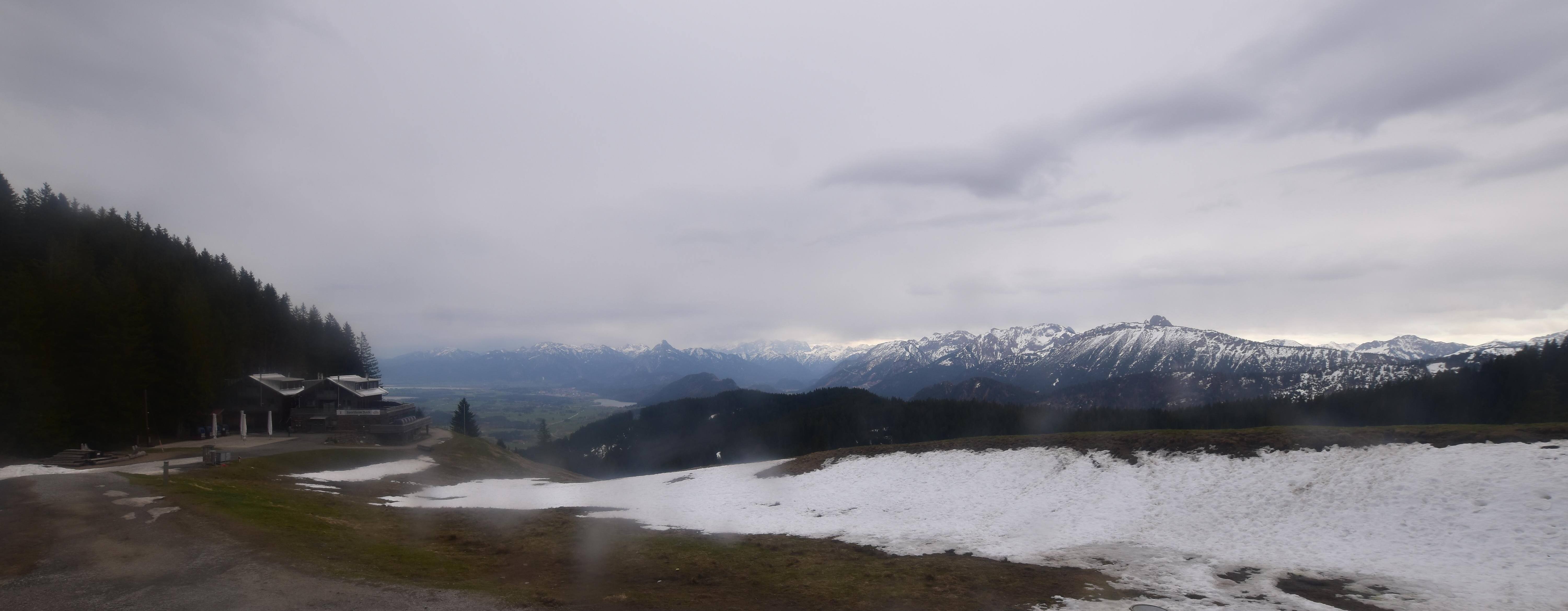 Archived image Webcam Alpspitzbahn Nesselwang: Sports Club Böck