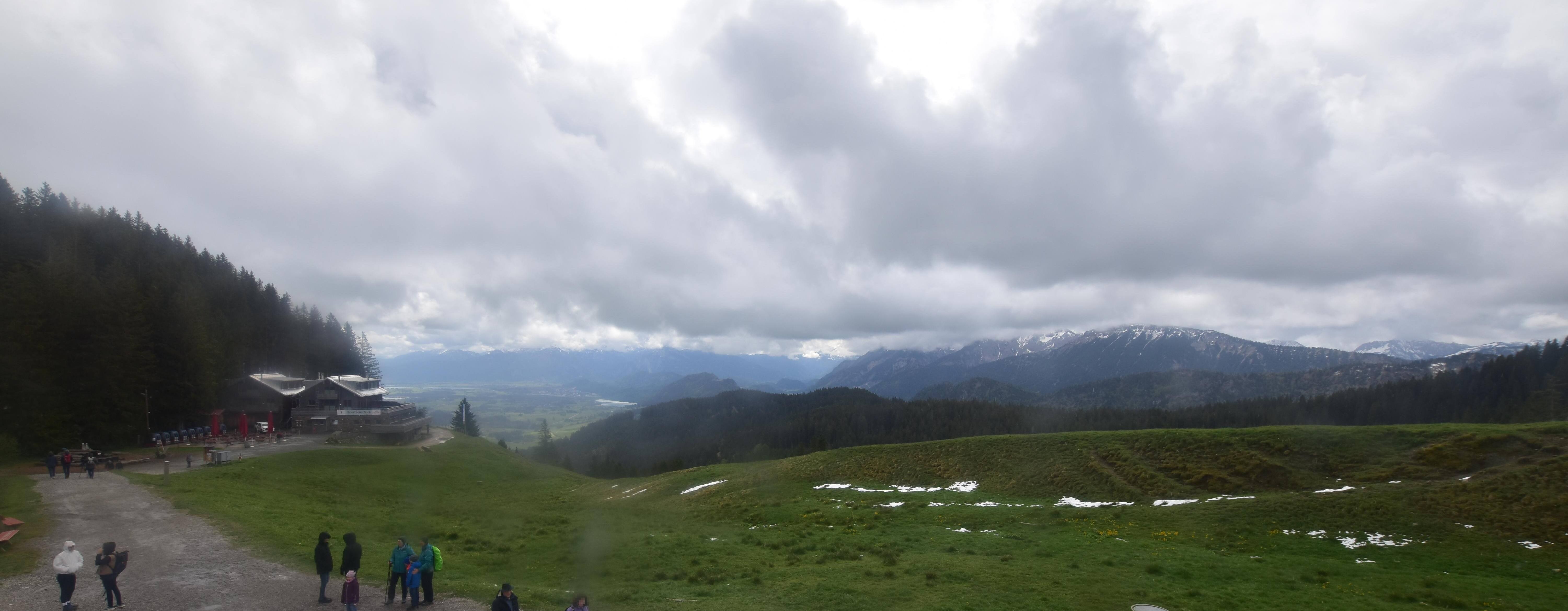 Archived image Webcam Alpspitzbahn Nesselwang: Sports Club Böck