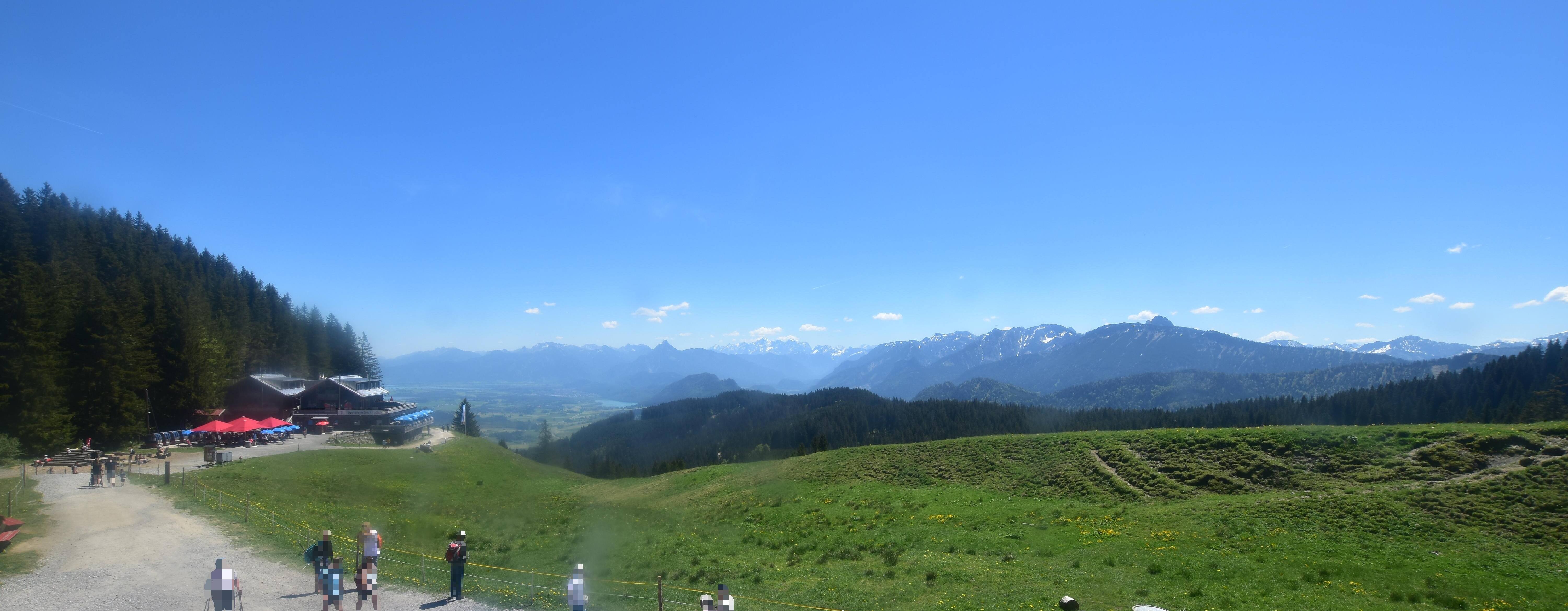 Archived image Webcam Alpspitzbahn Nesselwang: Sports Club Böck