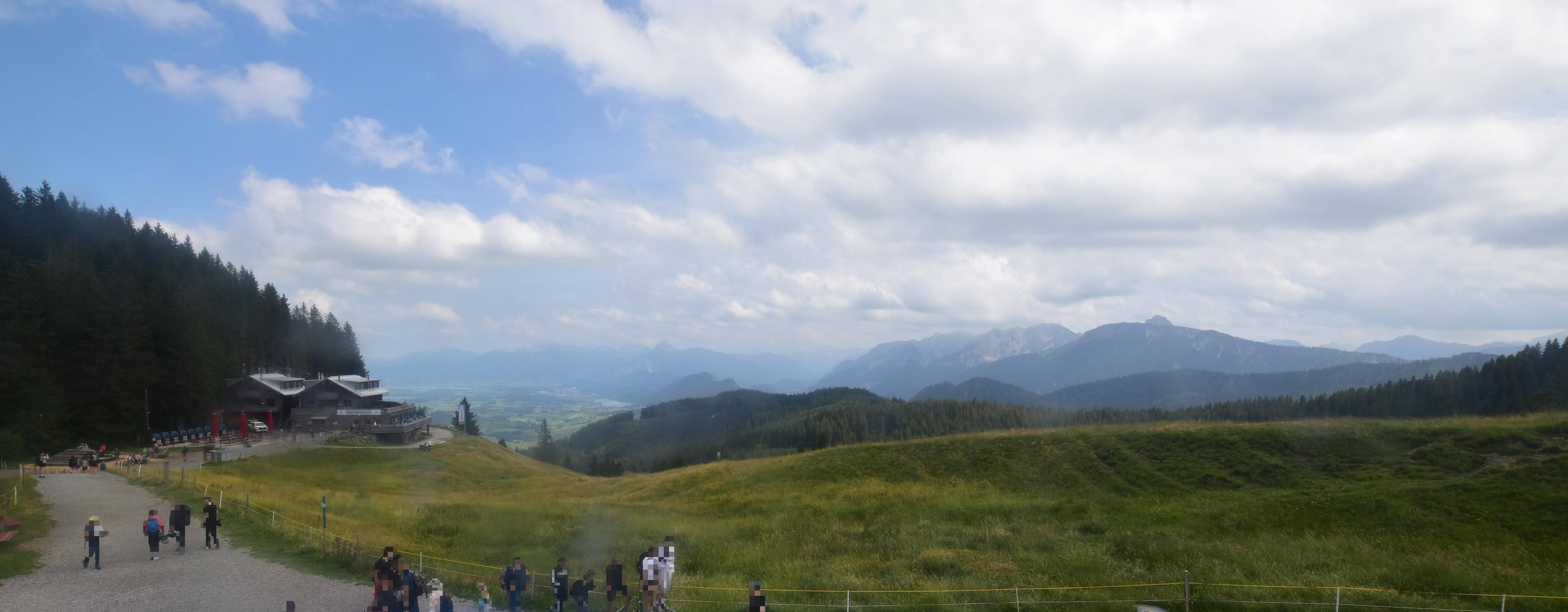Archived image Webcam Alpspitzbahn Nesselwang: Sports Club Böck