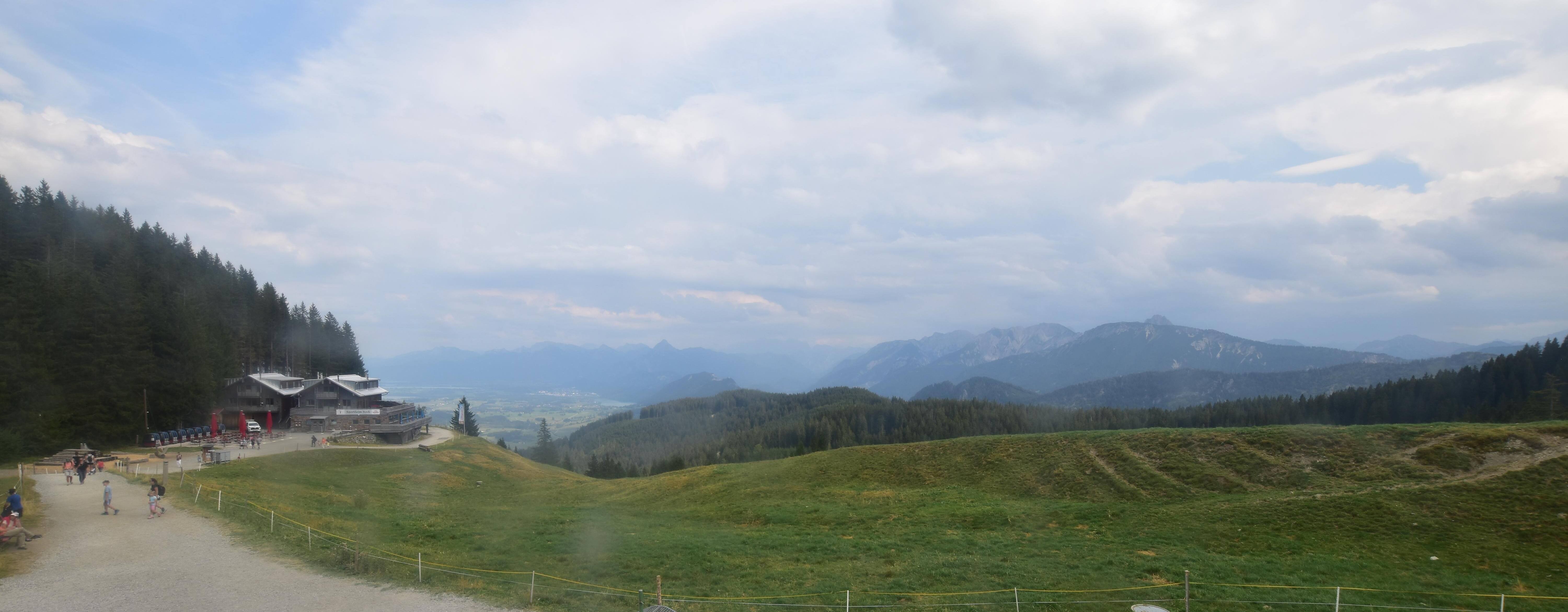 Archived image Webcam Alpspitzbahn Nesselwang: Sports Club Böck