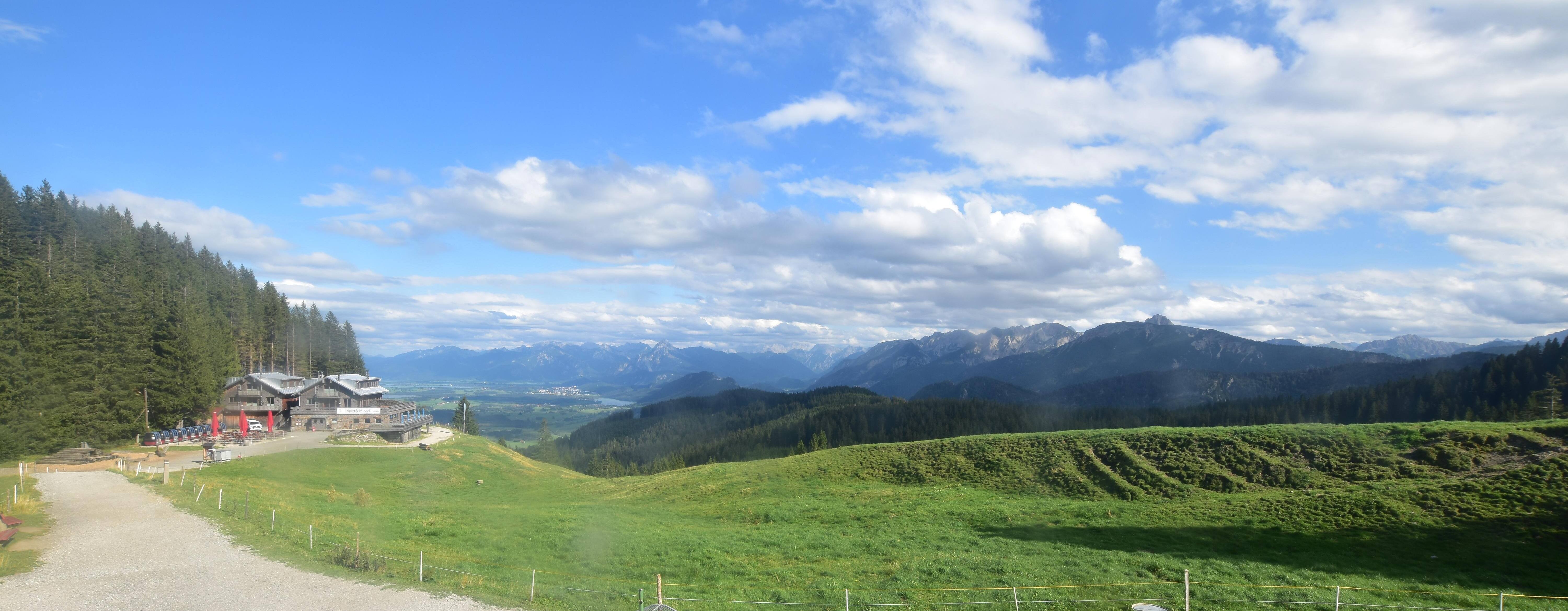 Archiv Foto Webcam Alpspitzbahn Nesselwang: Sportheim Böck