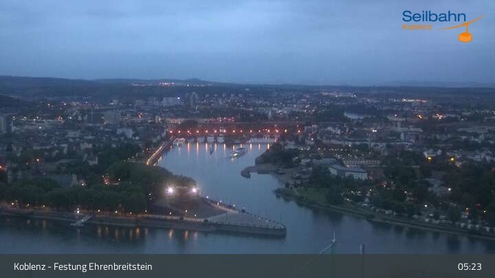 Archiv Foto Webcam Koblenz: Blick von der Festung auf Seilbahn und Deutsches Eck