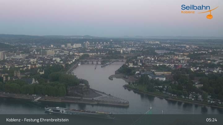Archiv Foto Webcam Koblenz: Blick von der Festung auf Seilbahn und Deutsches Eck