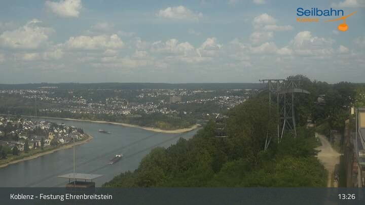 Archiv Foto Webcam Koblenz: Blick von der Festung auf Seilbahn und Deutsches Eck