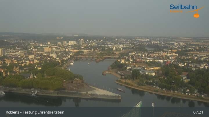 Archiv Foto Webcam Koblenz: Blick von der Festung auf Seilbahn und Deutsches Eck