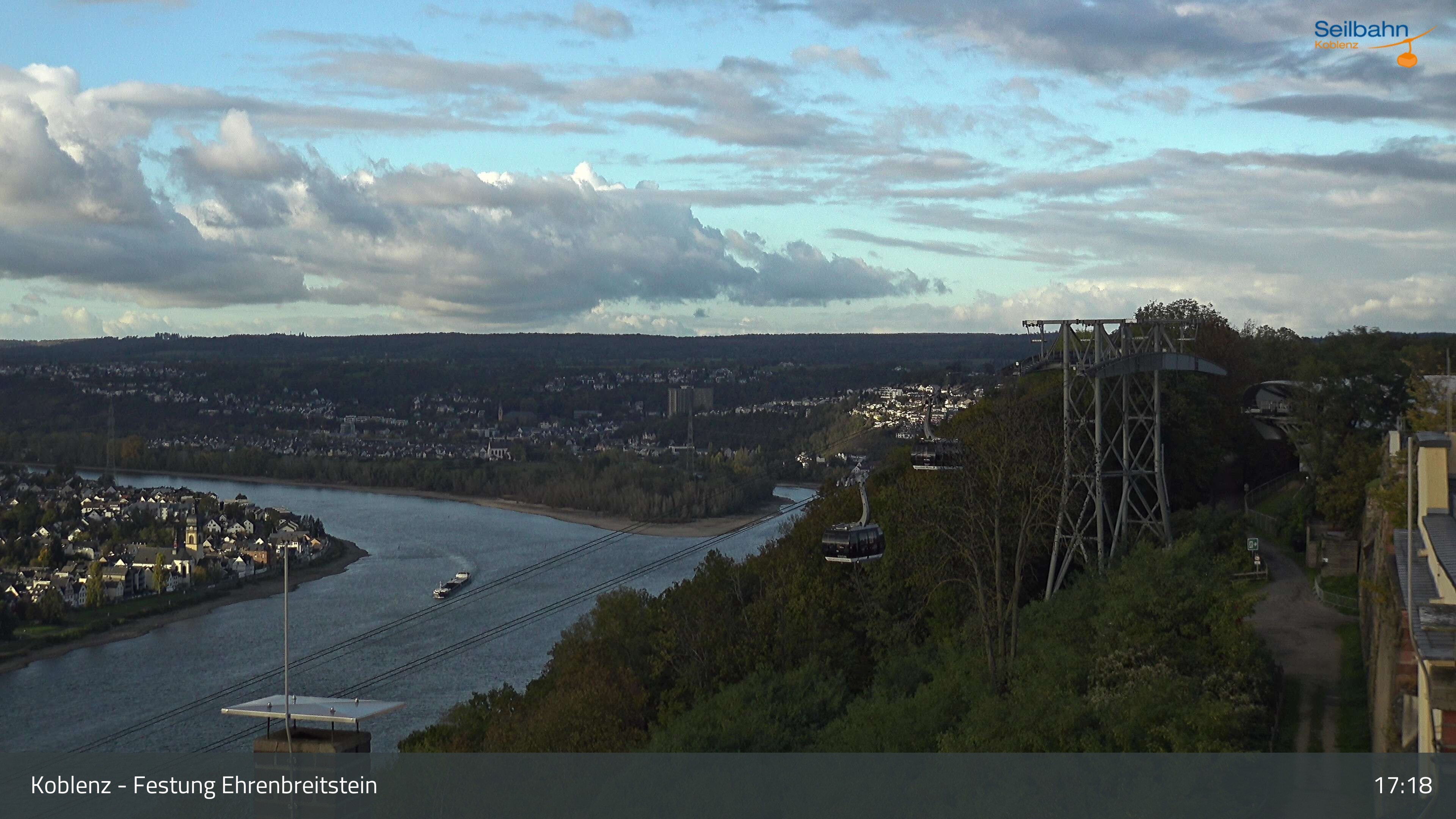 Archiv Foto Webcam Koblenz: Blick von der Festung auf Seilbahn und Deutsches Eck