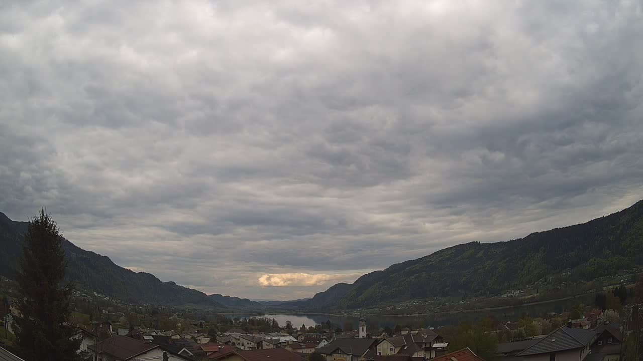 Archiv Foto Webcam Ossiacher See: Bodensdorf